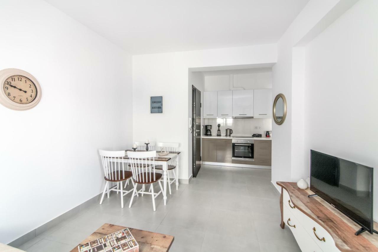 Lux 'N Comfort Apartments Тинос Экстерьер фото